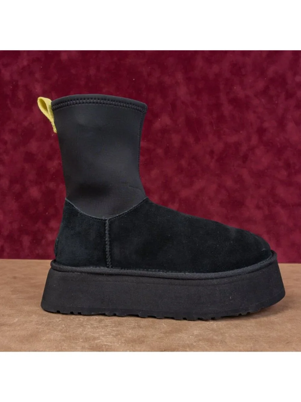 UGG Women Classic Dipper Black Suede Platform Zip Ankle Boots sz 10